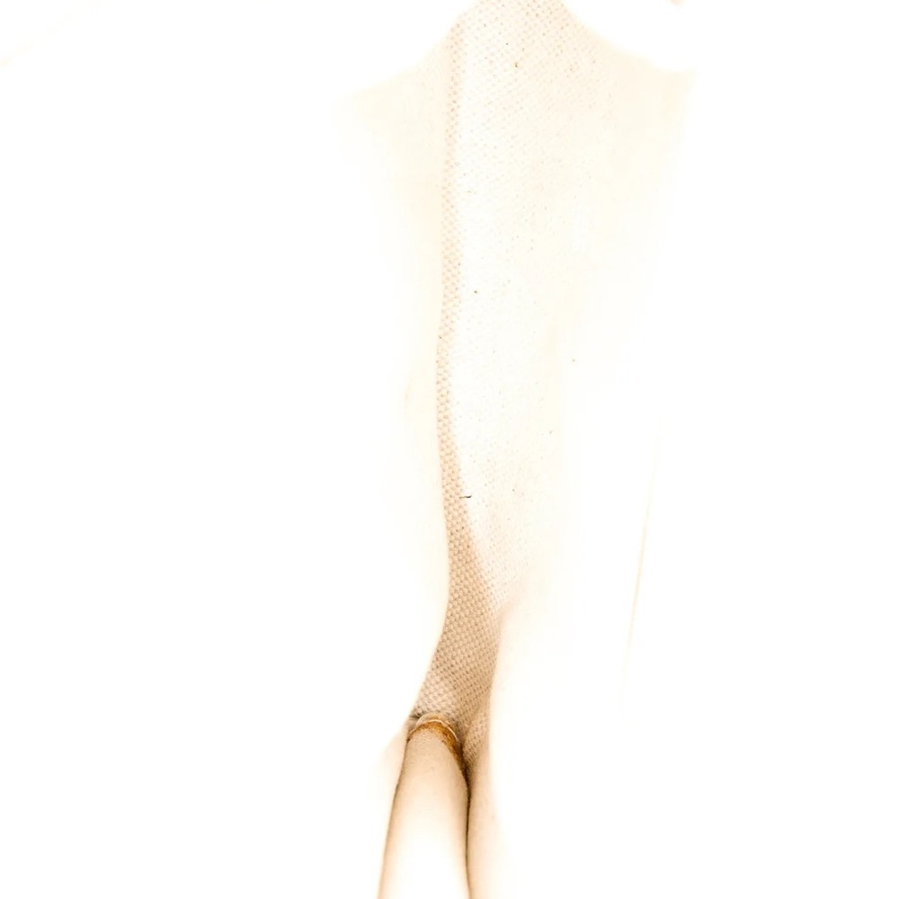 Gucci Elegant Cream Crossbody Bag - Picture 6 of 7